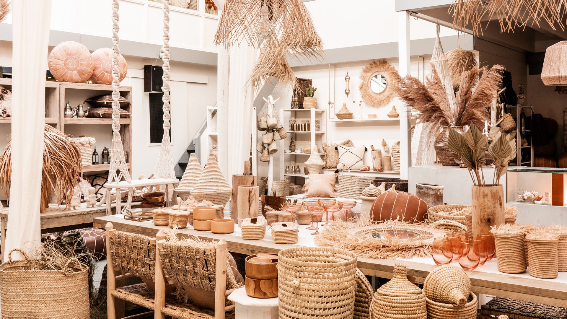 Van palmblad tot poef